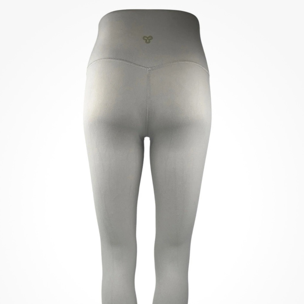 Aritzia High-Rise Leggings in Charcoal Gray - Picture 3 of 6